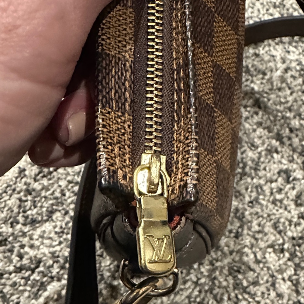 Louis Vuitton Damier Ebene - Picture 3 of 14